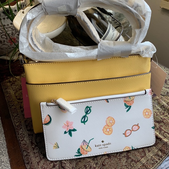 Authentic Kate Spade Saffiano leather top zip Crosby w large card holder - Picture 3 of 15